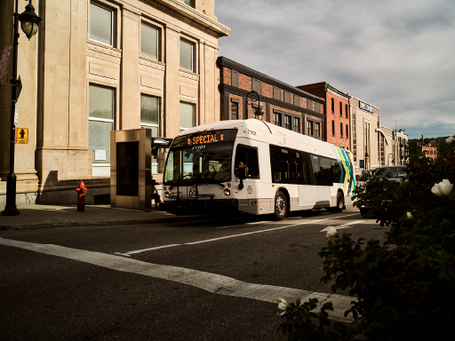 Autobus hybride de la Société de transport de Sherbrooke