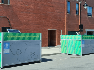 Vélo-stations sur la rue Meadow à Sherbrooke